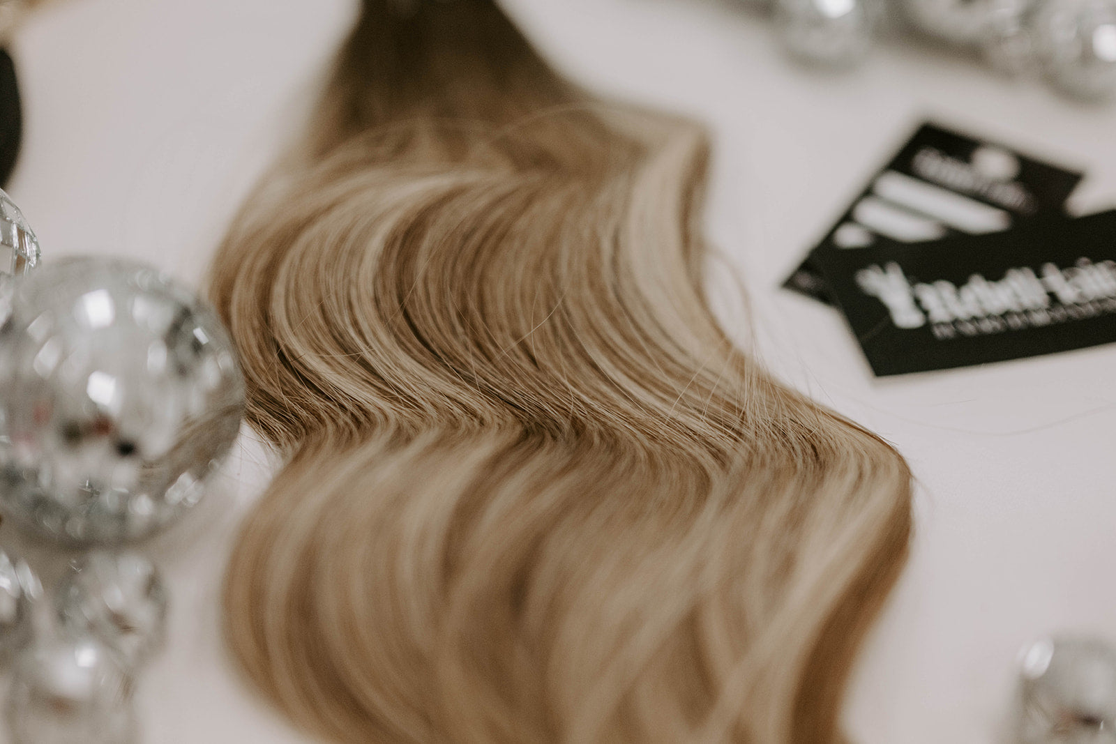 Cassie – Warm Honey Blonde Blend - K-Tips