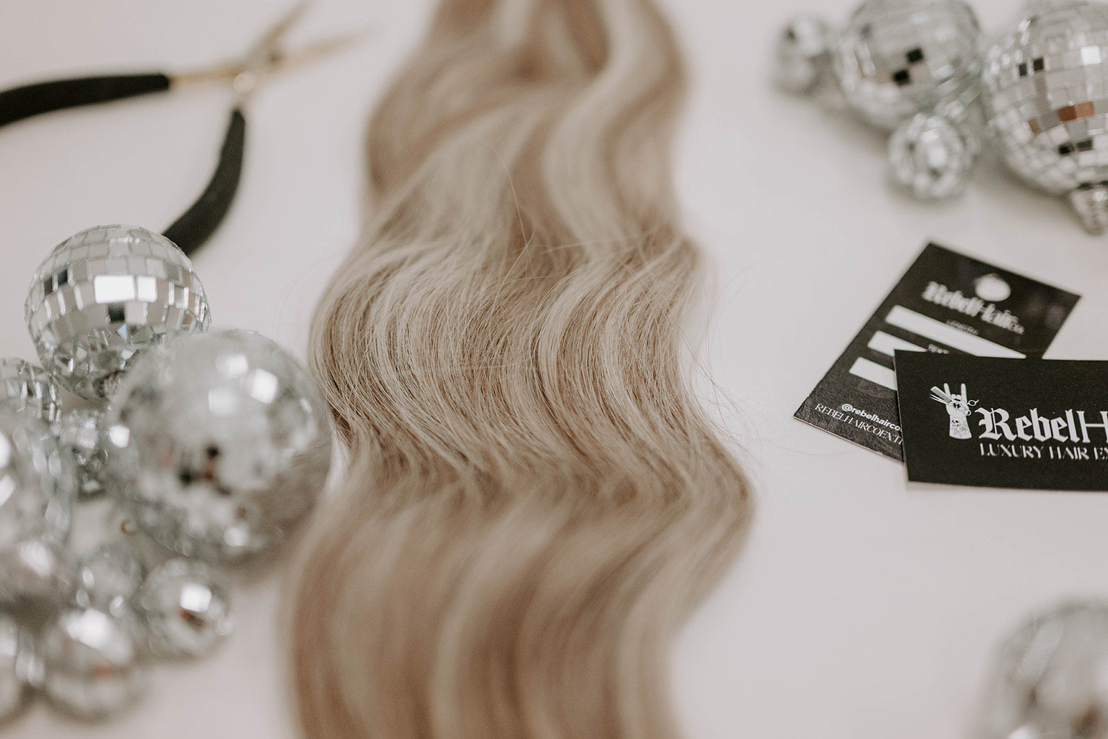 Hayleigh - High-Impact Ash Blonde - K-Tips