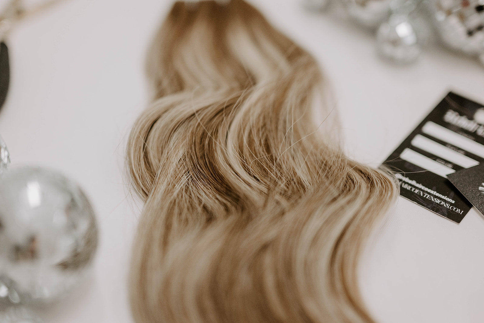 Laiken – Softly Rooted Blonde - Genius Weft