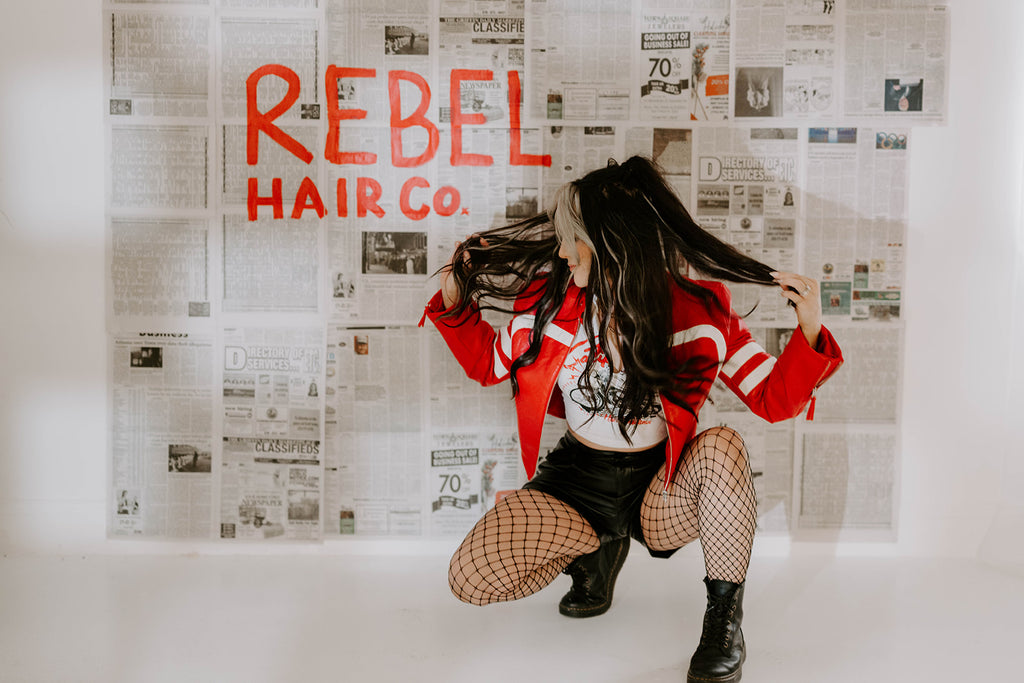 Lizzie – Black with Silver Dimension - K-Tips